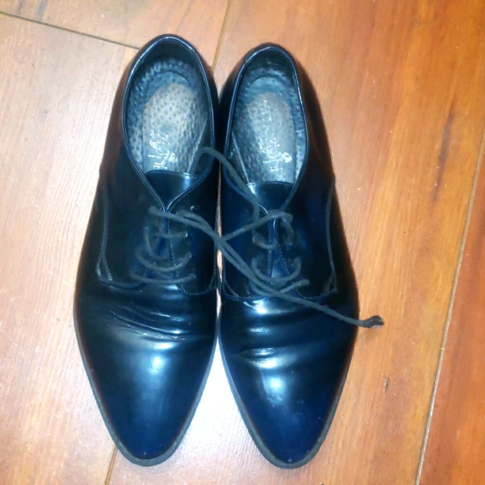 Boy shoes